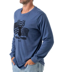 Realtree Men's Deer FlagLong Sleeve Shirt -Hunting camouflage 2980 BL SIDE 01746.1684265940