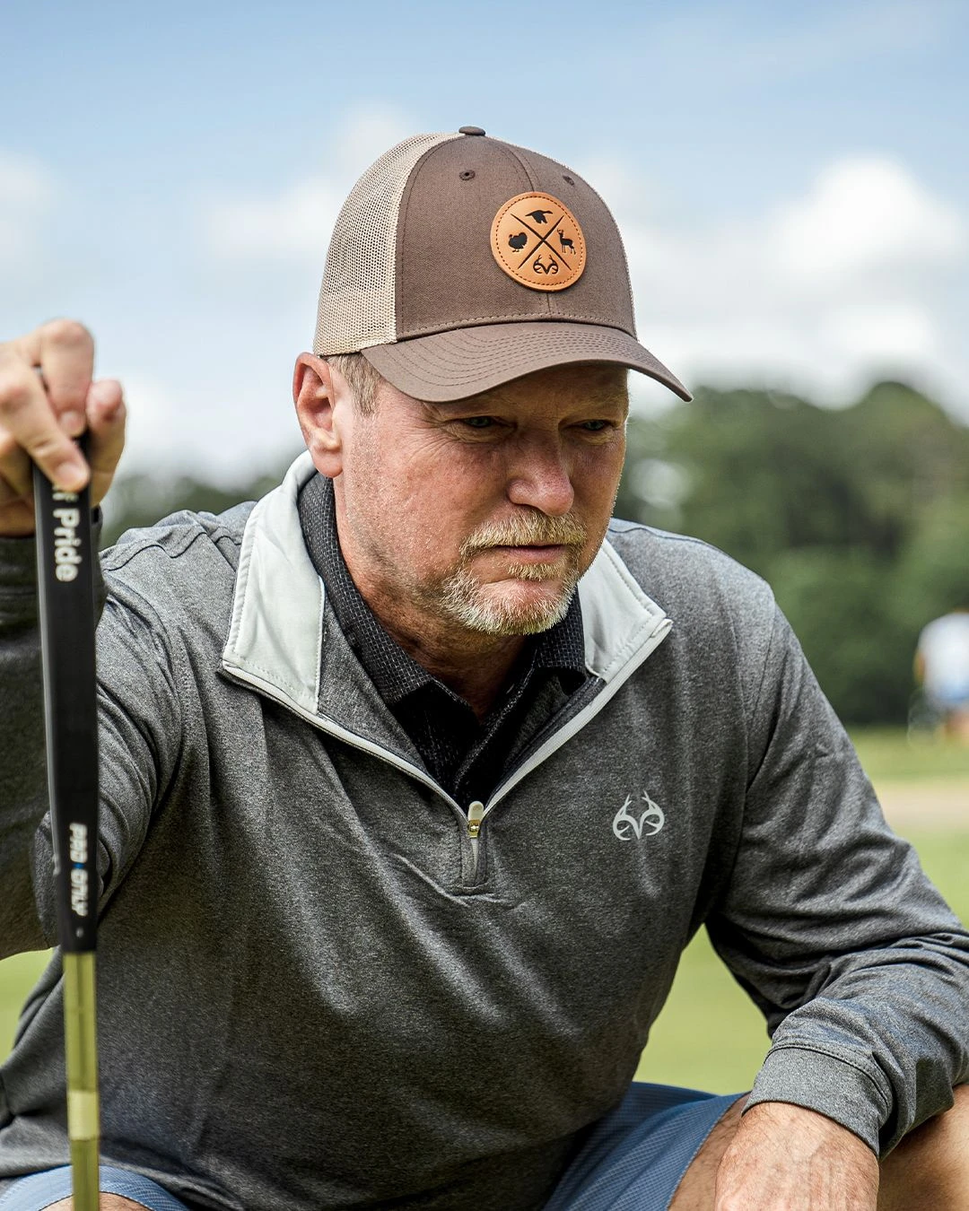 Realtree Men's Exclusive Charcoal Pro Staff 1/4 Zip Lightweight Pullover 5 Realtree Men's Exclusive Charcoal Pro Staff 1/4 Zip Lightweight Pullover - Image 3