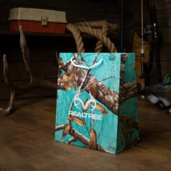 Realtree Mint 3-Pack Gift Bags | EDGE Colors -Hunting camouflage Artboard 11 91565.1674683434