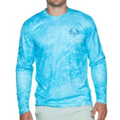 Realtree Men's Top Water Fishing Performance SPF 50+ Long Sleeve Shirt 13 Realtree Men's Top Water Fishing Performance SPF 50+ Long Sleeve Shirt -Hunting camouflage C11077 Light Blue Front Model 46639.1649100902