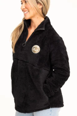 Realtree Women's Jolene Black Sherpa 1/4 Zip Pullover 11 Realtree Women's Jolene Black Sherpa 1/4 Zip Pullover -Hunting camouflage C30384 BK POCKETS 78844.1693238223