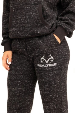 Realtree Women's Applejack Black Speckled Fleece Jogger 11 Realtree Women's Applejack Black Speckled Fleece Jogger -Hunting camouflage C30387 BK LOGO 26850.1693236458
