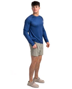 Realtree Fishing Flag Long Sleeve Performance Men's Raglan Blue Shirt 9 Realtree Fishing Flag Long Sleeve Performance Men's Raglan Blue Shirt -Hunting camouflage Fishing Flag LS 880x10801 83343.1682430932