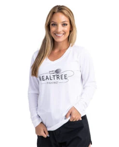 Realtree Fishing Women's Performance  White Long Sleeve Shirt