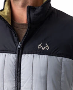 Realtree Men's Exclusive Lightweight Premium Down Puffer Jacket -Hunting camouflage RO346 CHAR LOGO 26020.1684270540