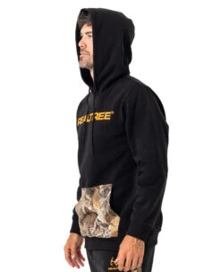 Realtree Men's  Black Fleece Camo Pocket Hoodie | EDGE -Hunting camouflage RO500 BK HOODIE 09868.1684250856