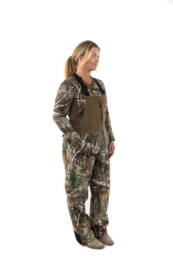 Women's Realtree Camo Cedar Branch Insulated Waterproof Bibs | EDGE 14 Women's Realtree Camo Cedar Branch Insulated Waterproof Bibs | EDGE -Hunting camouflage RWP 7404 73607.1663017386