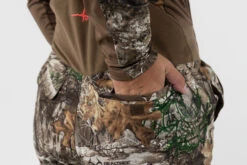 Women's Realtree Camo Cedar Branch Insulated Waterproof Bibs | EDGE 18 Women's Realtree Camo Cedar Branch Insulated Waterproof Bibs | EDGE -Hunting camouflage RWP 7427 46416.1663017403